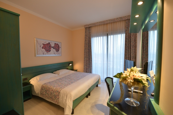 Eden Hotel